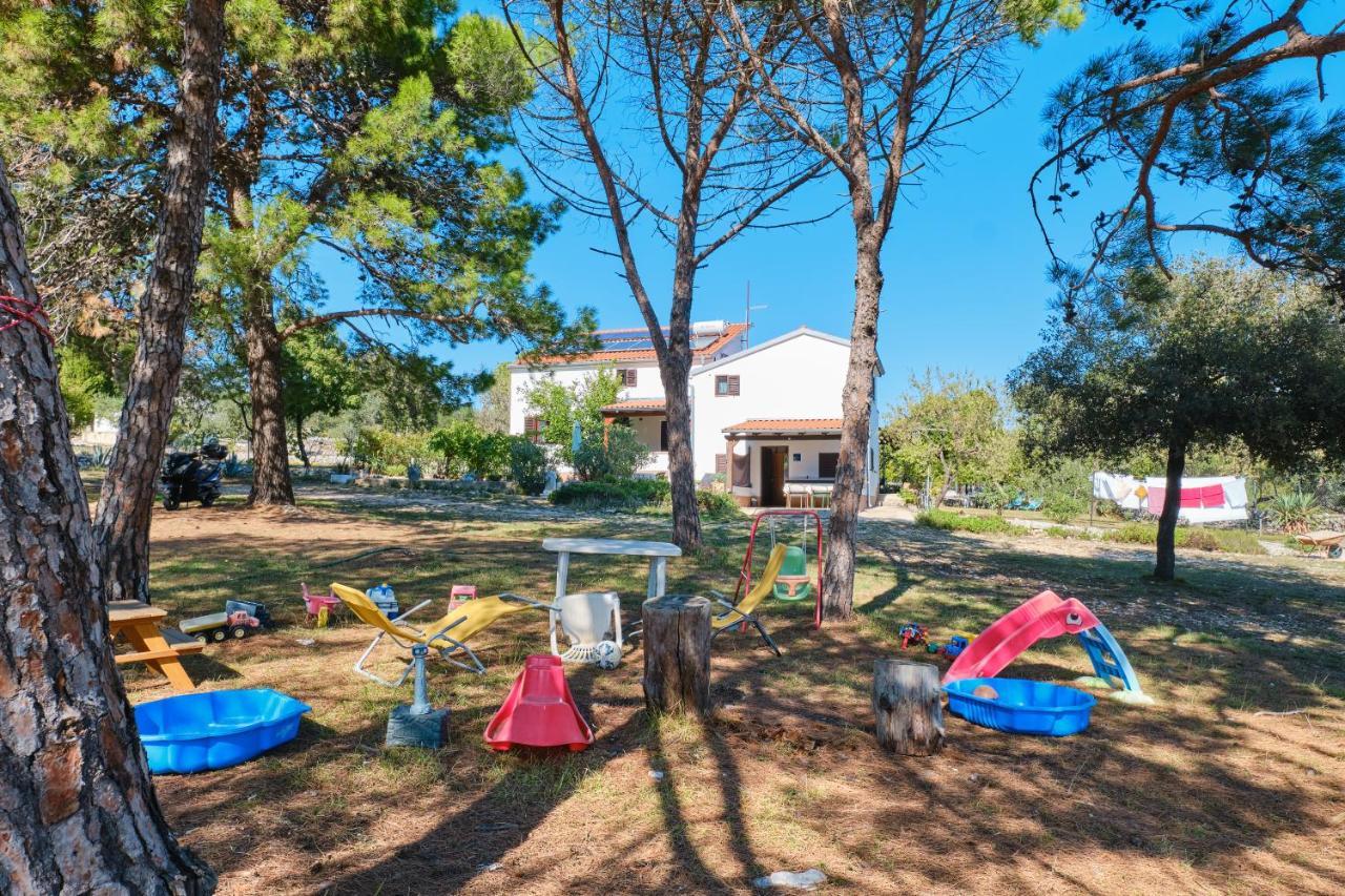 Eco Secluded Apartments Zabodarski Čunski Exteriör bild